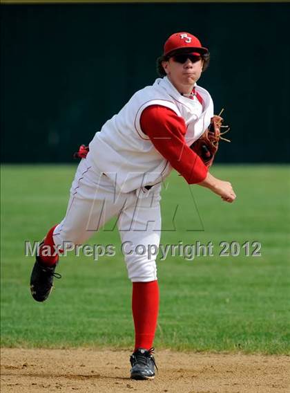 Thumbnail 2 in Regis Jesuit vs. Dakota Ridge (2012 Class 5A State Baseball Tournament) photogallery.