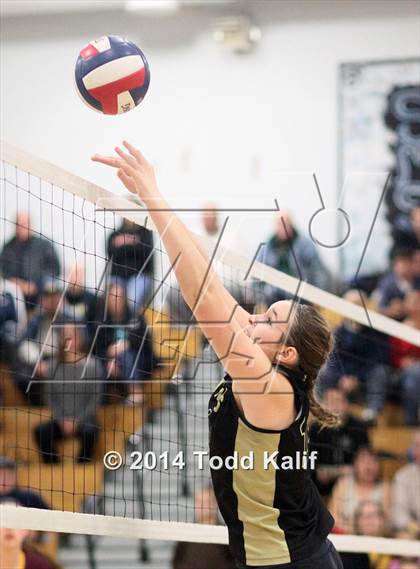 Thumbnail 3 in Granby Memorial vs. Woodland Regional (CIAC Class M Semifinal) photogallery.