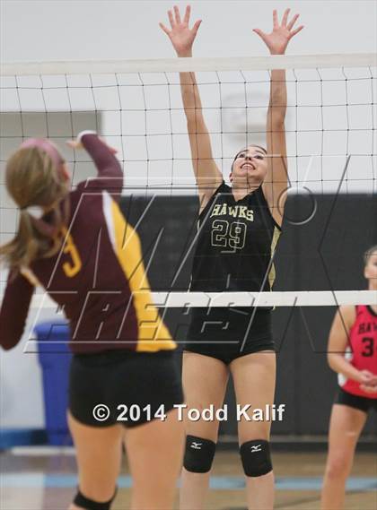 Thumbnail 2 in Granby Memorial vs. Woodland Regional (CIAC Class M Semifinal) photogallery.