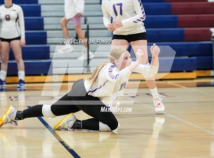 Thumbnail 3 in Arvada West @ Dakota Ridge photogallery.