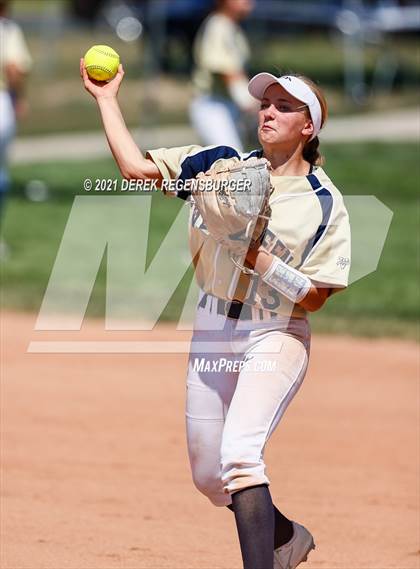 Thumbnail 2 in Evergreen vs Horizon (Broomfield 4A/5A Challenge) photogallery.