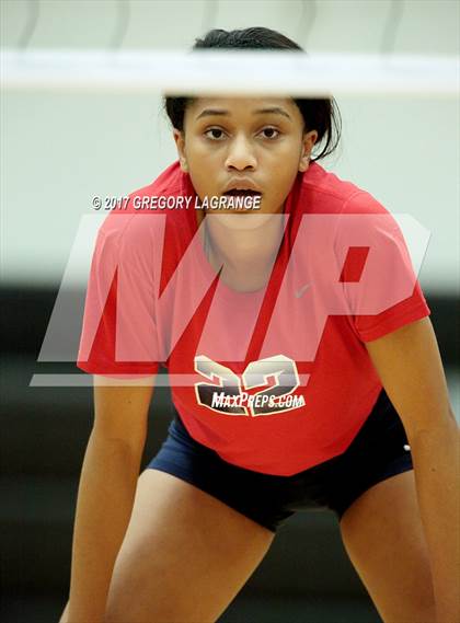 Thumbnail 1 in Centennial vs Independence photogallery.