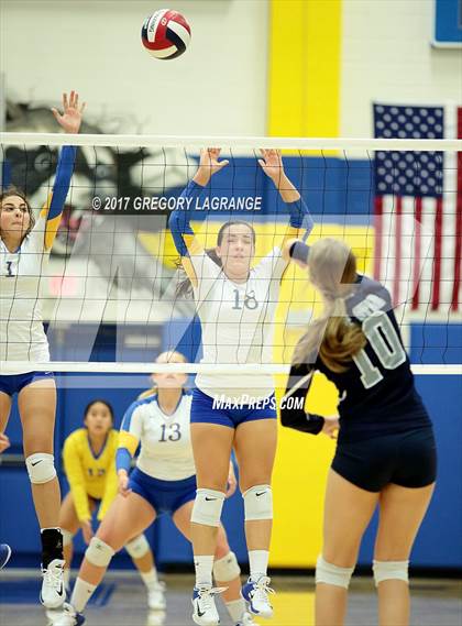 Thumbnail 3 in Lone Star vs Frisco-Varsity & JV photogallery.
