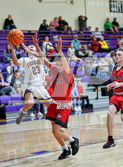 Thumbnail 2 in Cutter-Morning Star vs Fountain Lake (Fountain Lake Christmas Classsic) photogallery.