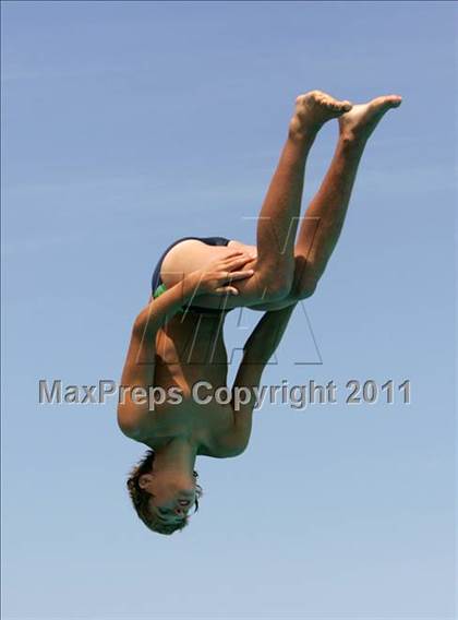 Thumbnail 2 in CIF SJS Boys JV Diving Finals photogallery.