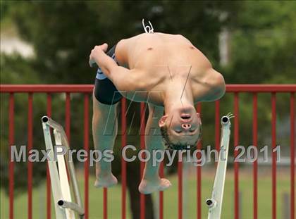 Thumbnail 2 in CIF SJS Boys JV Diving Finals photogallery.