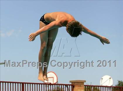 Thumbnail 2 in CIF SJS Boys JV Diving Finals photogallery.