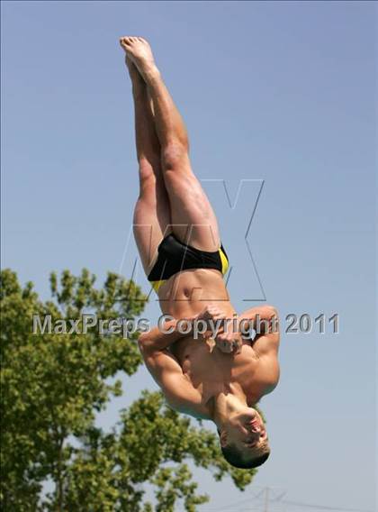 Thumbnail 3 in CIF SJS Boys JV Diving Finals photogallery.