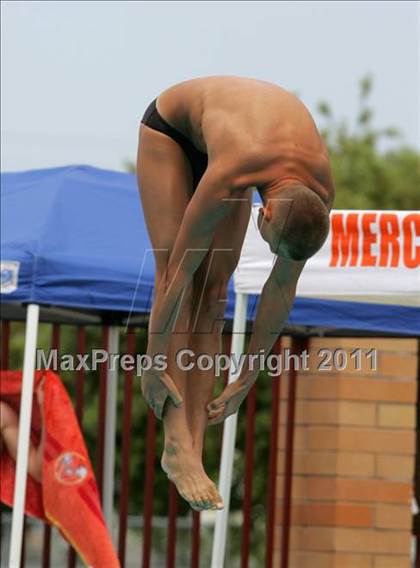 Thumbnail 2 in CIF SJS Boys JV Diving Finals photogallery.