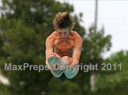 Thumbnail 2 in CIF SJS Boys JV Diving Finals photogallery.
