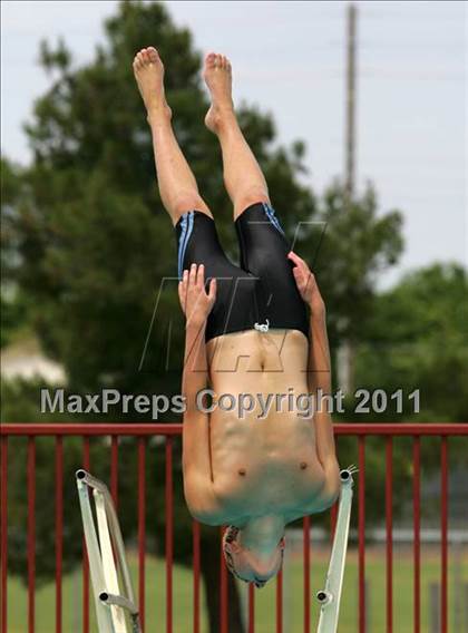 Thumbnail 3 in CIF SJS Boys JV Diving Finals photogallery.