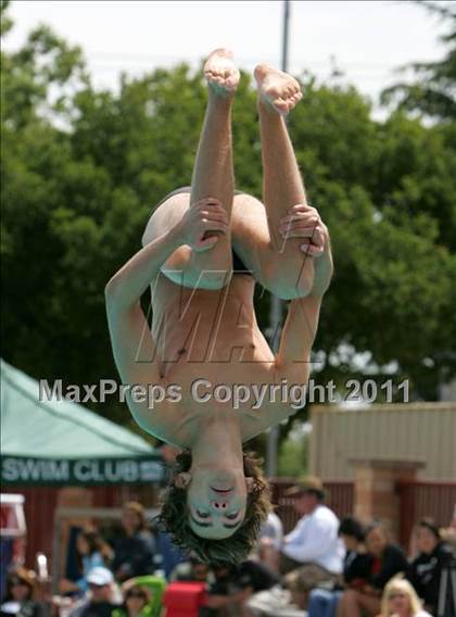 Thumbnail 2 in CIF SJS Boys JV Diving Finals photogallery.