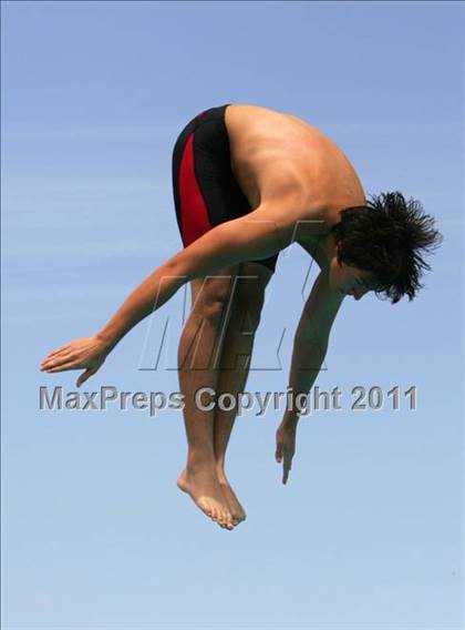 Thumbnail 2 in CIF SJS Boys JV Diving Finals photogallery.