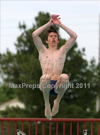 Thumbnail 3 in CIF SJS Boys JV Diving Finals photogallery.