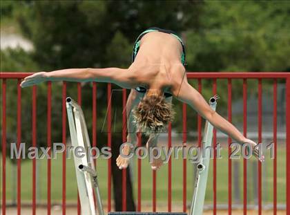 Thumbnail 2 in CIF SJS Boys JV Diving Finals photogallery.