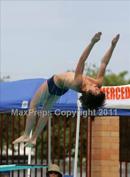 Thumbnail 1 in CIF SJS Boys JV Diving Finals photogallery.