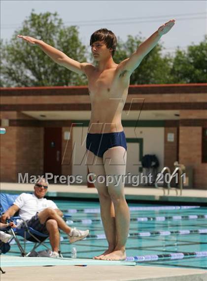 Thumbnail 3 in CIF SJS Boys JV Diving Finals photogallery.