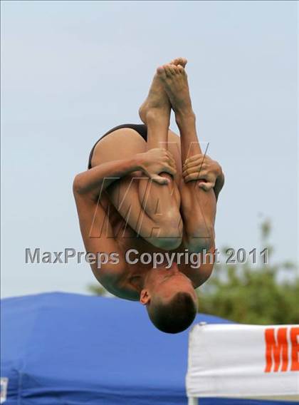 Thumbnail 3 in CIF SJS Boys JV Diving Finals photogallery.