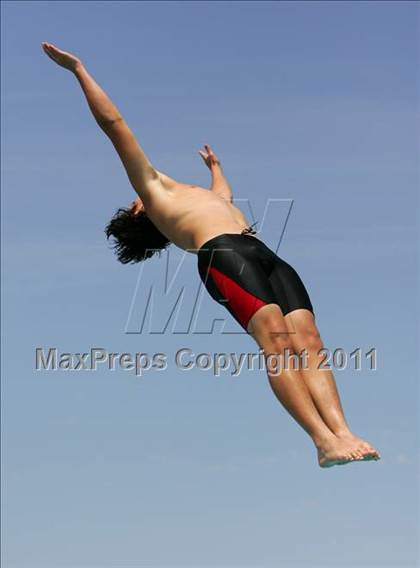 Thumbnail 2 in CIF SJS Boys JV Diving Finals photogallery.