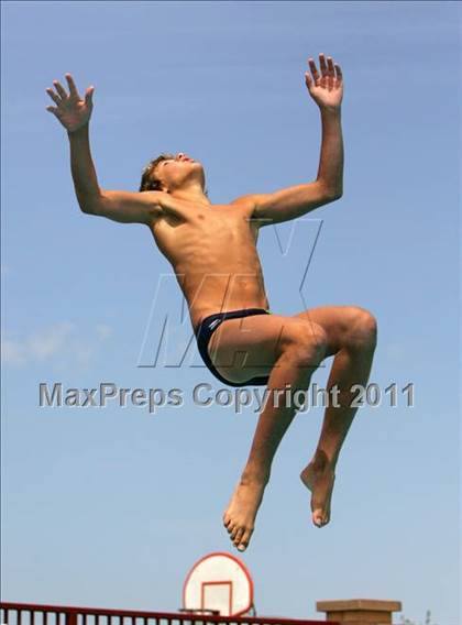 Thumbnail 3 in CIF SJS Boys JV Diving Finals photogallery.