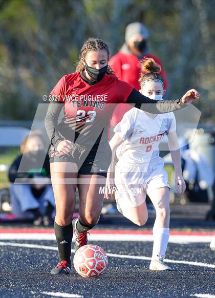 Thumbnail 2 in Castle Rock @ Tenino  (1A District 4 Playoffs) photogallery.