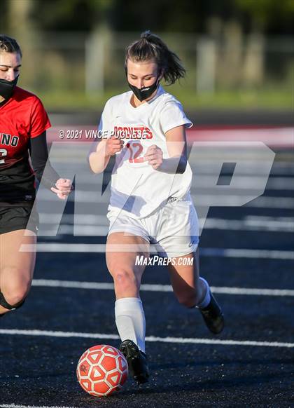 Thumbnail 2 in Castle Rock @ Tenino  (1A District 4 Playoffs) photogallery.