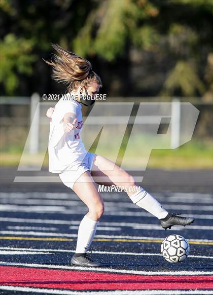 Thumbnail 2 in Castle Rock @ Tenino  (1A District 4 Playoffs) photogallery.