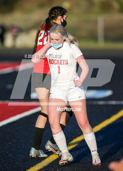 Thumbnail 3 in Castle Rock @ Tenino  (1A District 4 Playoffs) photogallery.