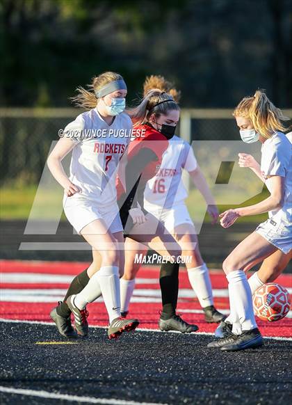 Thumbnail 1 in Castle Rock @ Tenino  (1A District 4 Playoffs) photogallery.