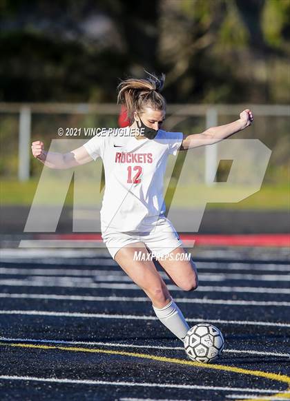 Thumbnail 2 in Castle Rock @ Tenino  (1A District 4 Playoffs) photogallery.