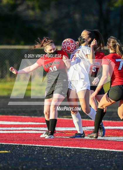 Thumbnail 1 in Castle Rock @ Tenino  (1A District 4 Playoffs) photogallery.