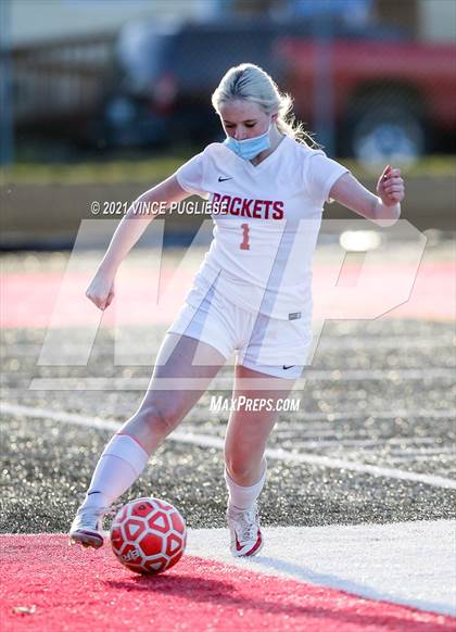 Thumbnail 1 in Castle Rock @ Tenino  (1A District 4 Playoffs) photogallery.