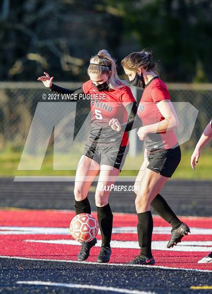 Thumbnail 3 in Castle Rock @ Tenino  (1A District 4 Playoffs) photogallery.