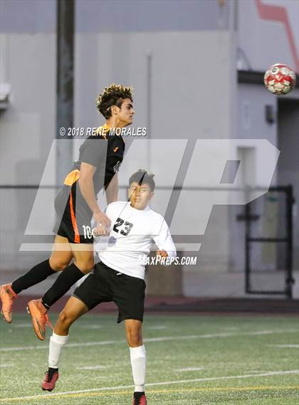 Thumbnail 1 in JV: Bassett @ South Pasadena photogallery.