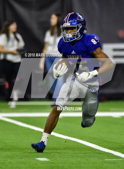 Thumbnail 1 in Tompkins vs West Brook (UIL 6A Regional Playoff) photogallery.