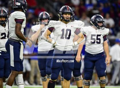 Thumbnail 1 in Tompkins vs West Brook (UIL 6A Regional Playoff) photogallery.