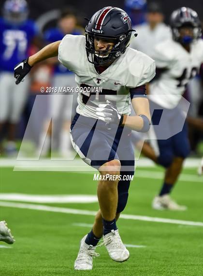 Thumbnail 1 in Tompkins vs West Brook (UIL 6A Regional Playoff) photogallery.