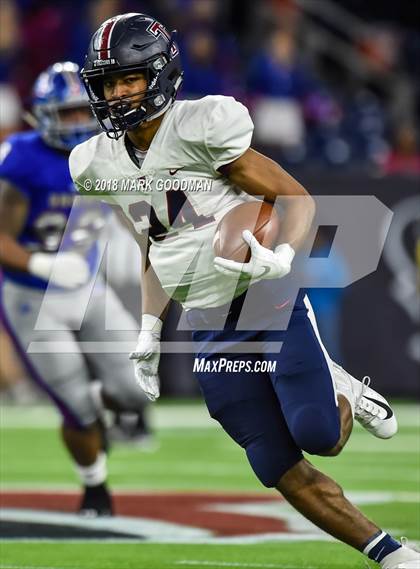 Thumbnail 1 in Tompkins vs West Brook (UIL 6A Regional Playoff) photogallery.