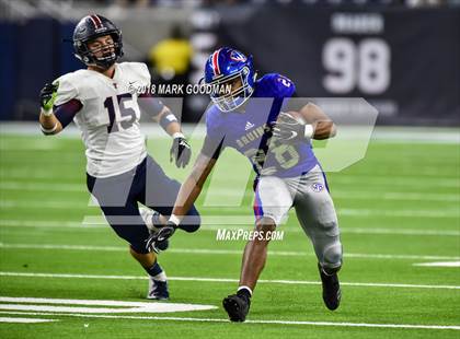 Thumbnail 3 in Tompkins vs West Brook (UIL 6A Regional Playoff) photogallery.
