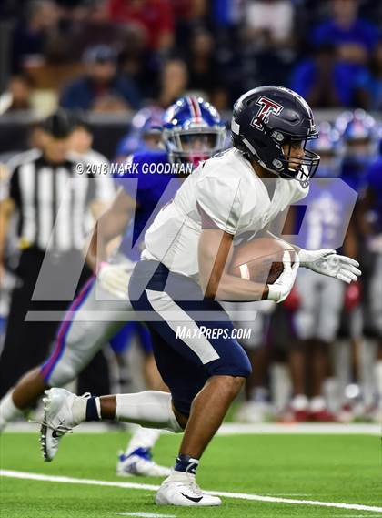 Thumbnail 2 in Tompkins vs West Brook (UIL 6A Regional Playoff) photogallery.