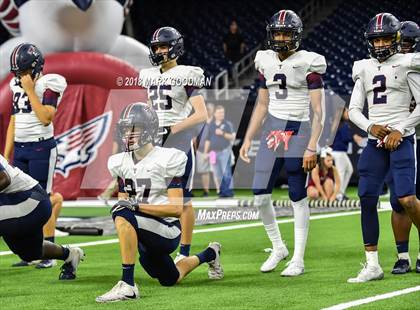 Thumbnail 3 in Tompkins vs West Brook (UIL 6A Regional Playoff) photogallery.