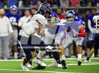 Thumbnail 1 in Tompkins vs West Brook (UIL 6A Regional Playoff) photogallery.