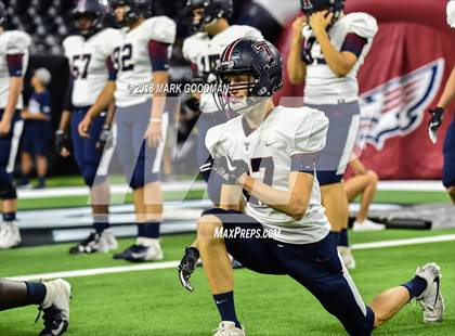 Thumbnail 1 in Tompkins vs West Brook (UIL 6A Regional Playoff) photogallery.