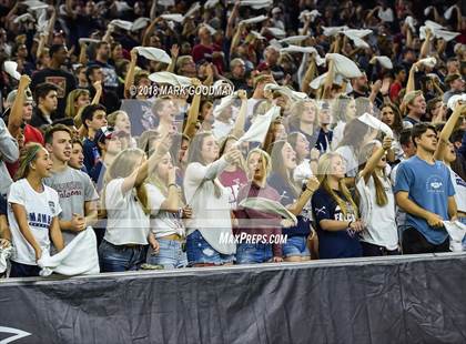 Thumbnail 2 in Tompkins vs West Brook (UIL 6A Regional Playoff) photogallery.