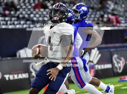 Thumbnail 2 in Tompkins vs West Brook (UIL 6A Regional Playoff) photogallery.