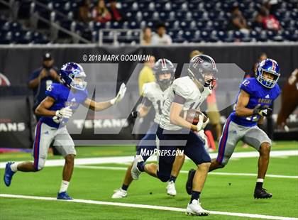 Thumbnail 2 in Tompkins vs West Brook (UIL 6A Regional Playoff) photogallery.