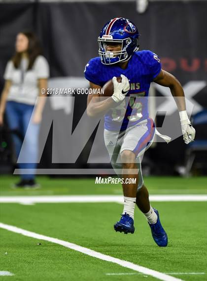 Thumbnail 3 in Tompkins vs West Brook (UIL 6A Regional Playoff) photogallery.