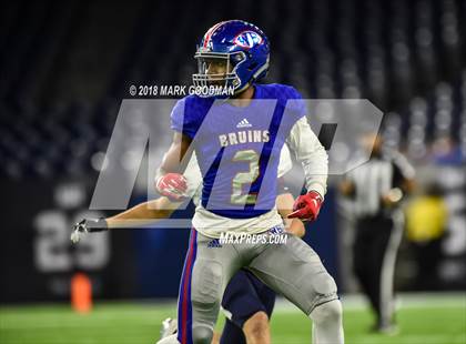 Thumbnail 2 in Tompkins vs West Brook (UIL 6A Regional Playoff) photogallery.