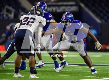 Thumbnail 1 in Tompkins vs West Brook (UIL 6A Regional Playoff) photogallery.