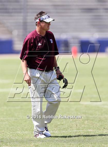 Thumbnail 3 in Rowlett vs. Rockwall photogallery.
